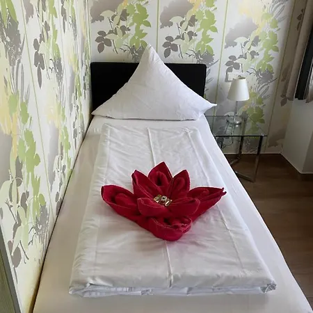 Nassauer Hof 3*