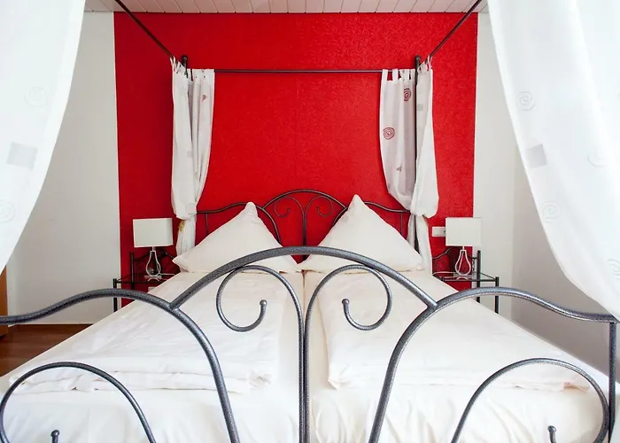 Hotel Nassauer Hof 3*