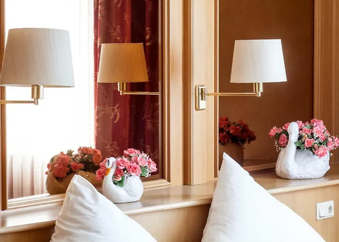 Hotel Nassauer Hof 3*